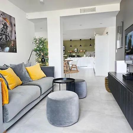 Penthouse With Extensive Terraces And A Private Plunge Pool *