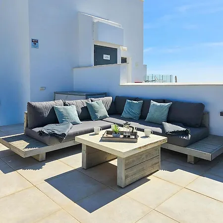 Penthouse With Extensive Terraces And A Private Plunge Pool Apartment