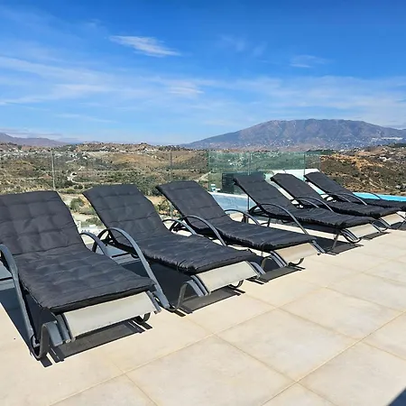 Penthouse With Extensive Terraces And A Private Plunge Pool Apartment La Cala De Mijas